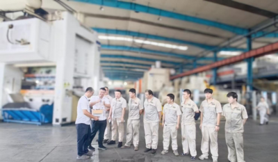 炎暑下的清冷守护，直抵人心的企业温度——岳阳J9直营集团2025“战高温、送清冷、保出产”活动